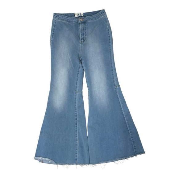 FREE PEOPLE Youthquake High Rise Crop Flare Jeans Denim Size 28 County Concert - Picture 6 of 9